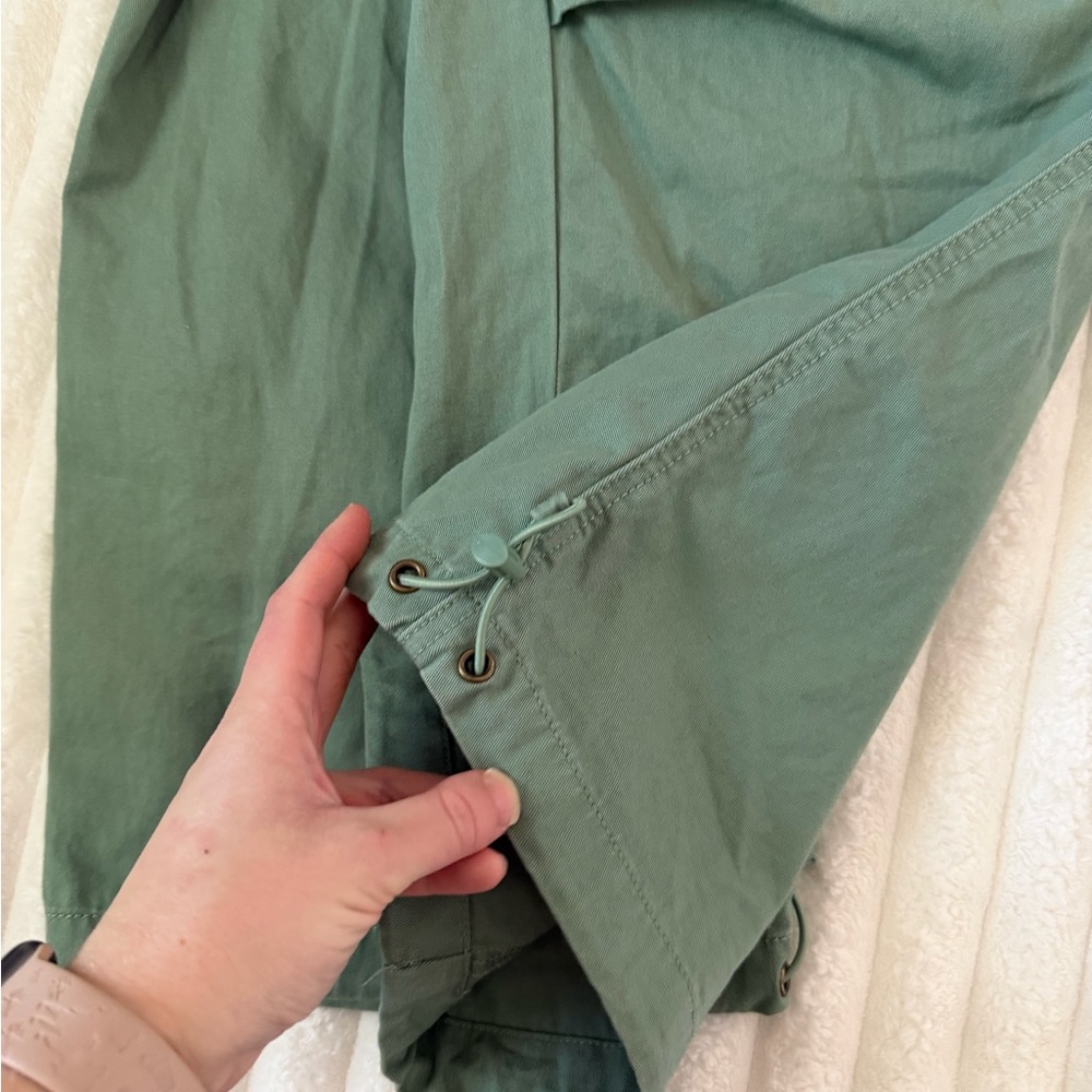 NWT Urban Outfitters Green Cargo Pants - Picture 7 of 11